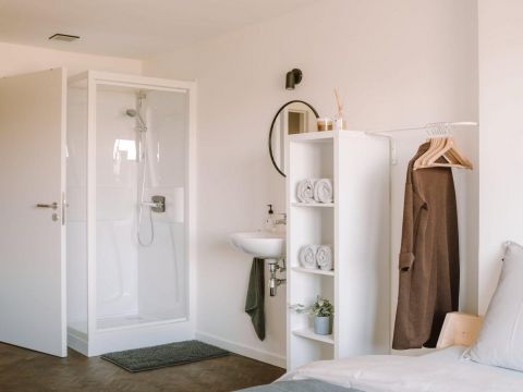 Dockx Stays Calimero Retie 00001